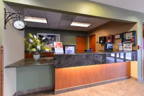 Country Hearth Inn & Suites Edwardsville - Recepción