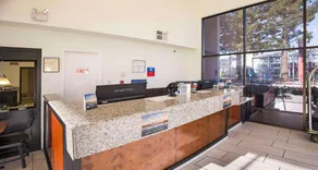 SureStay Plus Hotel by Best Western Sacramento North - Réception