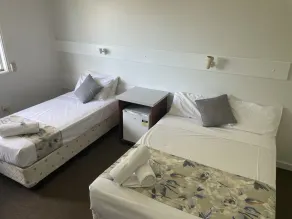 Commercial Hotel Nambour - Room