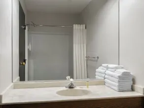 Avalon Hotel & Conference Center - Badezimmer
