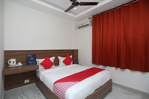 Hotel O Tulip Inn - Room
