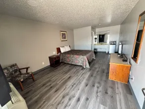 Westworld Country Inn - Room