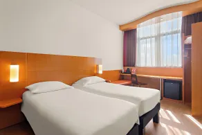 Ibis Abu Dhabi Gate - Rum