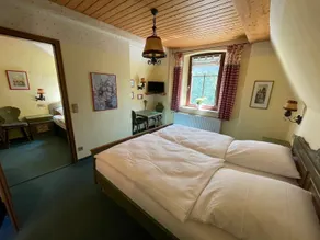 Bayerischer Hof - Room