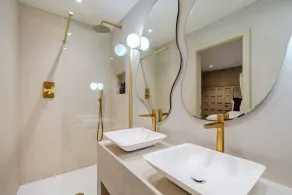 Bell House - Badezimmer