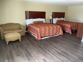 Riviera Inn and Suites - Chambre