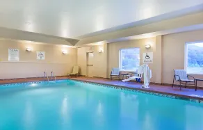 Holiday Inn Express & Suites Murphy by IHG - Piscine