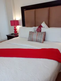 The Royal Princess Garden Apartment Near Monte - Room