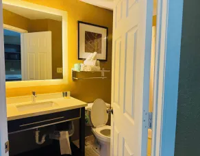 Suburban Studios Charlotte - Executive Park - Salle de bain