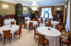 Pałac Sulisław - Restaurant