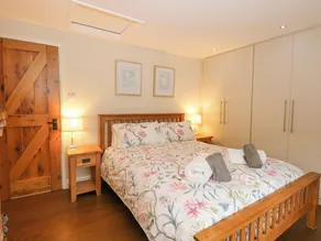 Easter Cottage - Room