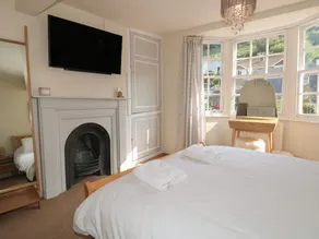 Nookie Cottage - Room