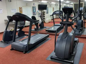 Days Inn & Suites by Wyndham Green Bay WI - Salle de remise en forme