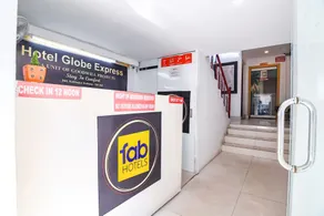 FabHotel Globe Express - Resepsjon
