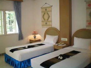 Patong Palace Hotel - Zimmer