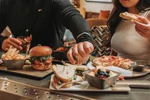 Hyatt Place Las Vegas at Silverton Village - Restaurant