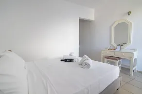Hesperia Apartments by Estia - Room