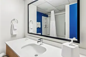 Spark by Hilton Lexington - Salle de bain