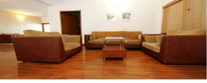 Perfect Haven Egmore Serviced Apartments - Sitzecke in der Lobby