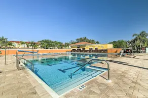 Upscale Unit in Private Golf Resort w/ Pool! - Interiör