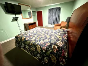 Your Motel - Room