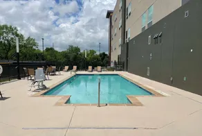La Quinta Inn & Suites by Wyndham San Antonio Seaworld LAFB - Pool