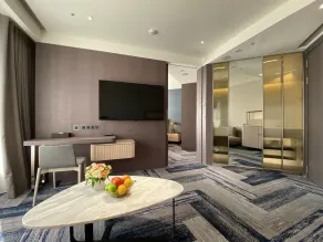 Monarch Plaza Hotel - Vue de la chambre