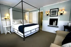 The Hedges Inn - Room