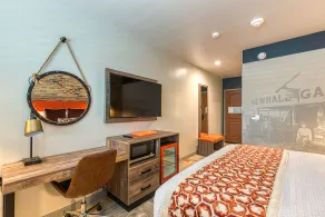 Hotel Lexen Newhall & Santa Clarita - Near Six Flags Magic Mountain - Chambre