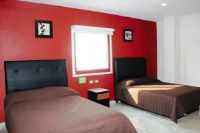 Hotel Leones - Room