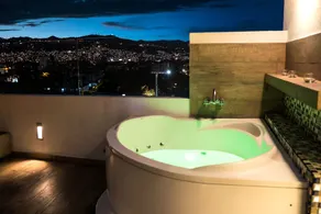 Hotel Toscana Plaza - Vistas desde la habitación