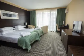 Best Western Plus Olives City Hotel - Free Pool & Parking - Room