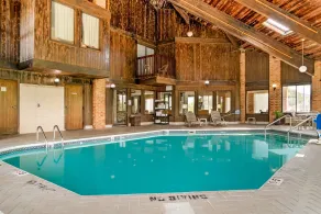 Quality Inn Grand Rapids South-Byron Center - Piscine