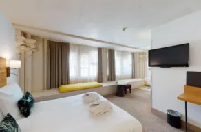 Mercure Poitiers Centre - Room