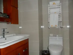 Yabuli Ski Resort National Alpine Ski - Badezimmer