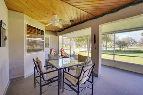 Walk to Lake: Home w/ Screened Porch in Sebring! - Interior