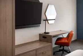 Holiday Inn Express & Suites Fresno Airport by IHG - Habitación