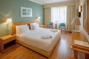 SANA Metropolitan Hotel - Chambre