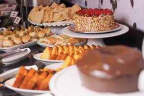 Vida Plaza Hotel - Restaurant