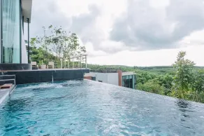 Sky Hill Villa SuratThani - Piscina