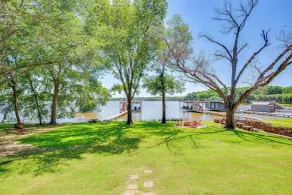 Views & Private Dock: Lakefront Eustace House! - Innvendig