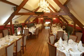 The Barns Hotel - Restaurant