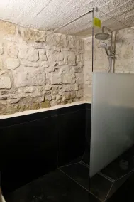 Le gîte 24 proche du Futuroscope - Jacuzzi compris - Bad