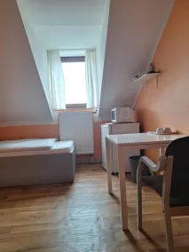 2-Rent Group Hostel Rooms AUB162 - Room