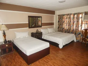 The Alpa Hotel and Restaurant - Chambre