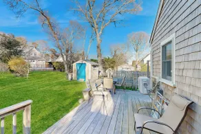 Charming 3BR Cottage Near the Beach w/ Deck - Innenbereich