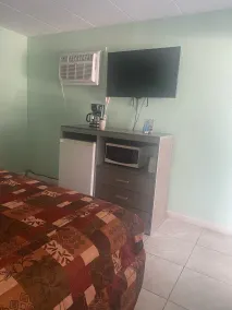 Royal Canadian Motel - Chambre