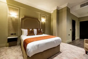 Walled City Hotel - Room