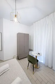 VomeRooms - Room