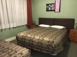 Colonial Motel - Habitación